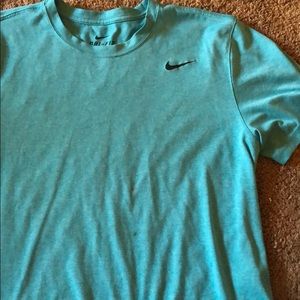 Nike Teal T-Shirt Size L